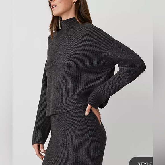 Ann Taylor Women’s Ribbed Knit Mock Neck Sweater - Size XXL - Picture 2 of 10